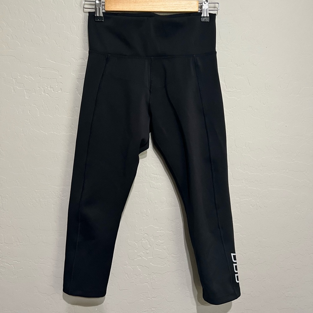 Lorna Jane High Rise Compression Leggings in Black, Size Small
